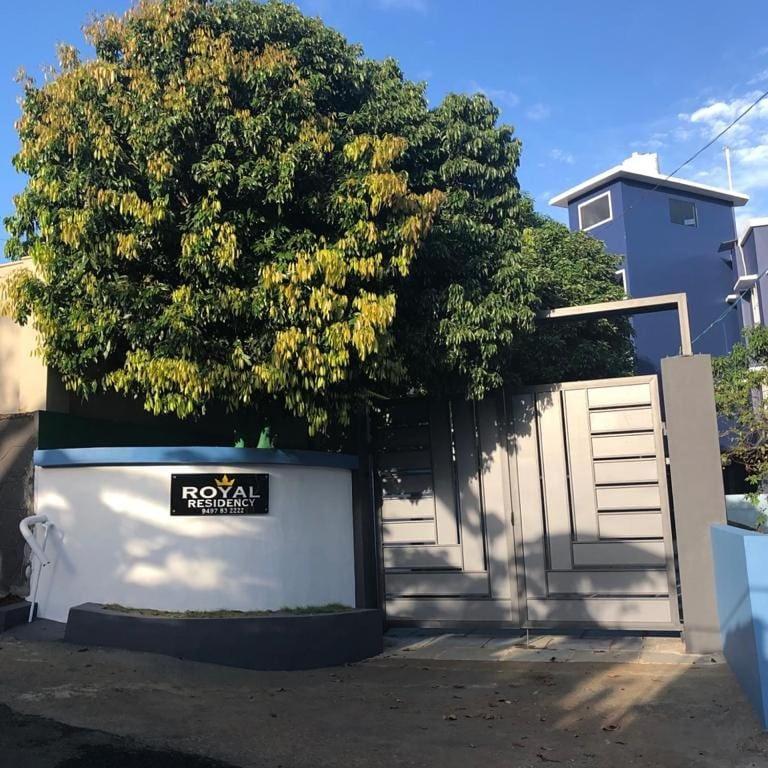 Royal Residency Apartment Tindummal Luaran gambar